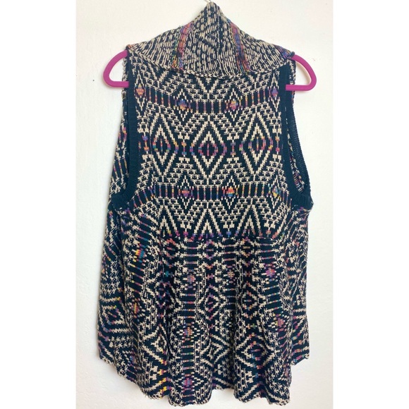 NWT Multicolor Sleeveless Knit Cardigan Vest - Picture 2 of 3